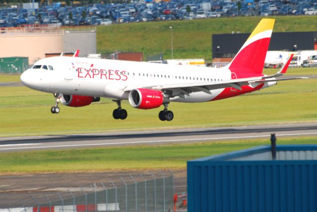 Airbus A320 (EC-LVO) - From air cargo Car park