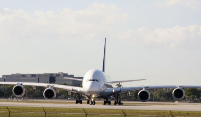 Airbus A380-800 (D-AIMF)