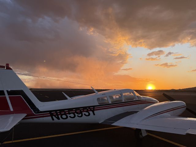 Piper PA-30 Twin Comanche (N8593Y) - Virga
