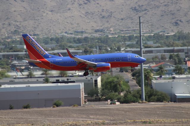 Boeing 737-700 (N480WN)