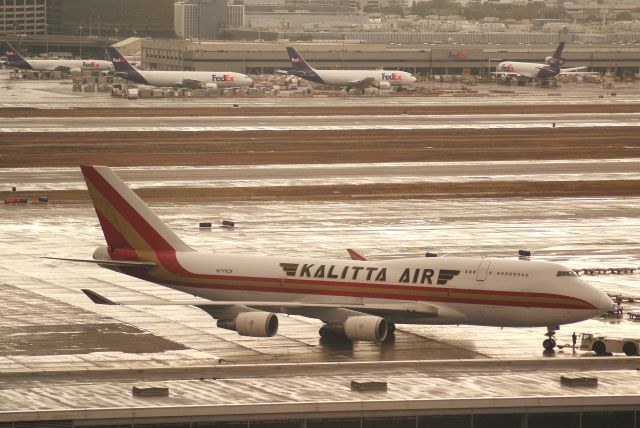 Boeing 747-400 (N744CK) - Kalitta Air B747-446BCF cn26353