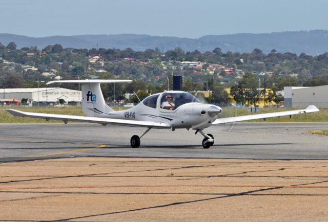 Diamond Star (VH-YNG) - FLIGHT TRAINING ADELAIDE - FTA - DIAMOND DA40-180 DIAMOND STAR - REG VH-YNG (CN 40.608) - PARAFIELD AIRPORT ADELAIDE SA. AUSTRALIA - YPPF (18/11/2016)