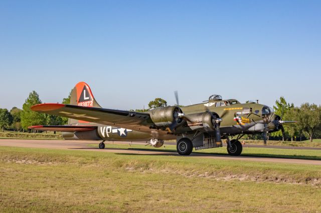 NL7227C — - Texas Raiders B-17G at Houston airshow April 14, 2019 taxiing for take off.