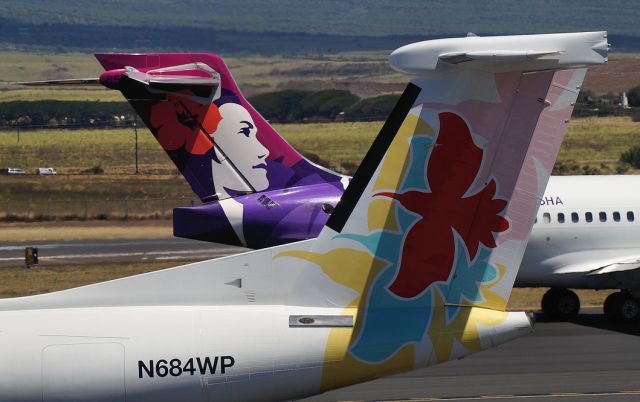 de Havilland Dash 8-400 (N684WP) - Hawaiian Airlines and Island Air @ OGG