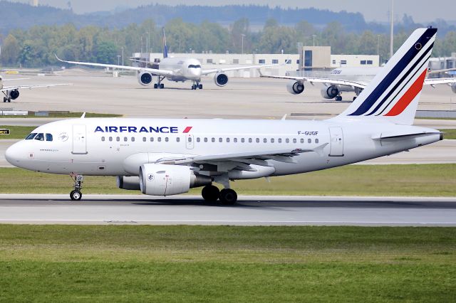 Airbus A318 (F-GUGF)