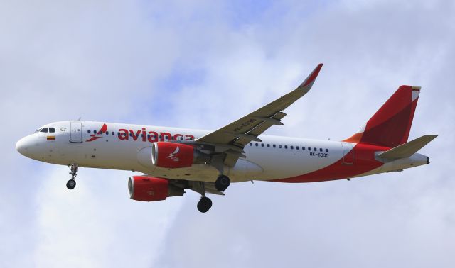 Airbus A320 (HK-5335)