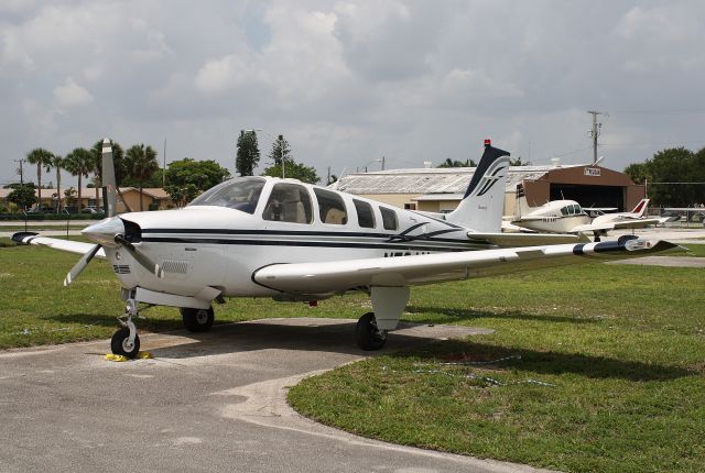 Beechcraft 35 Bonanza (N79AH)