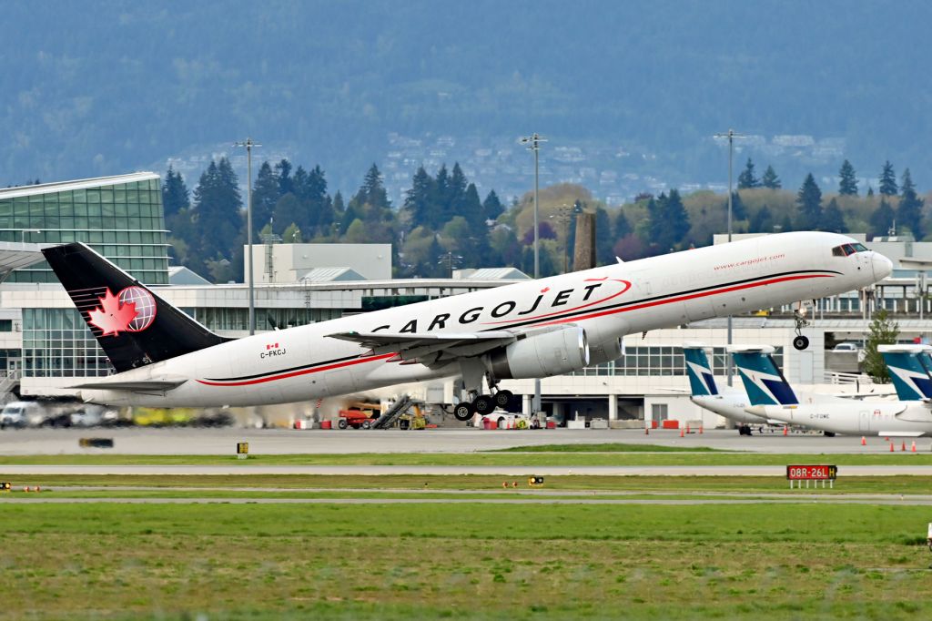 Boeing 757-200 (C-FKCJ)