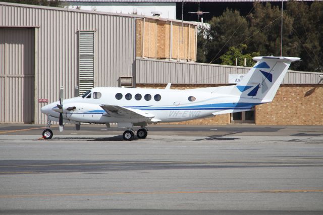 Beechcraft Super King Air 200 (VH-EWG)