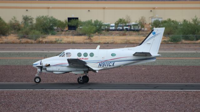 Beechcraft King Air 90 (N911CX)