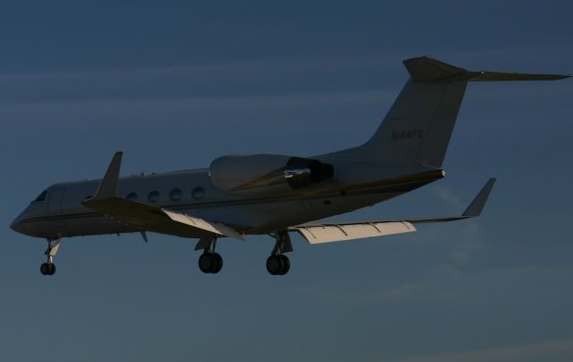 Gulfstream Aerospace Gulfstream IV (N144PK)