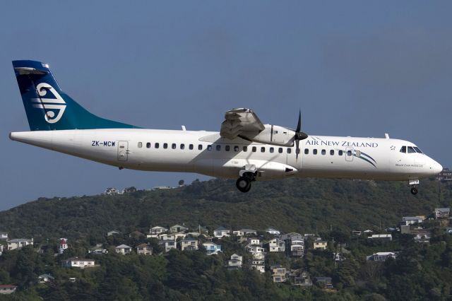 ATR ATR-72 (ZK-MCW)