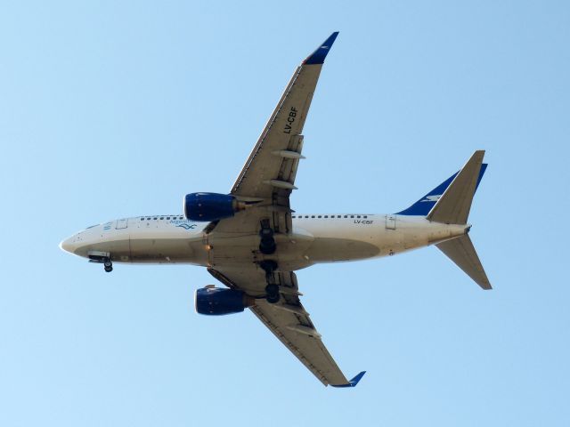 Boeing 737-700 (LV-CBF)