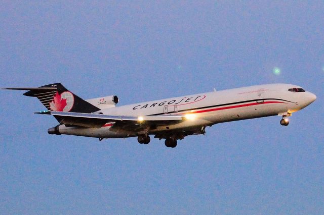 BOEING 727-200 (C-GCJZ)