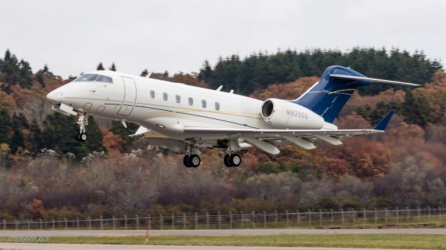 PEREGRINE PJ-3 Falcon (N939SG) - BANC OF AMERICA LEASING & CAPITAL LLCbr /Bombardier BD-100 Challenger 300br /October.31.2015 Hakodate Airport [HKD/RJCH] JAPAN