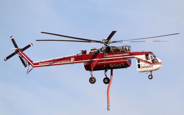 N795HT — - 95HT arriving back to PRB after its battle with a small fire near Lake Nacimiento. Just a few days earlier I was able to get a close up look at this bird thanks to the wonderful crew.