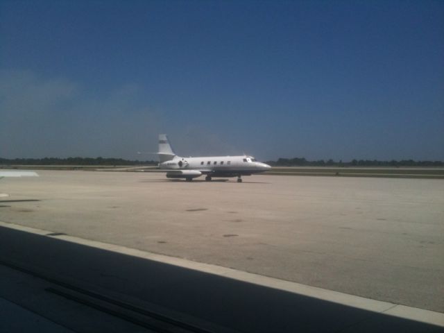 Lockheed Jetstar 2 (N198DL)