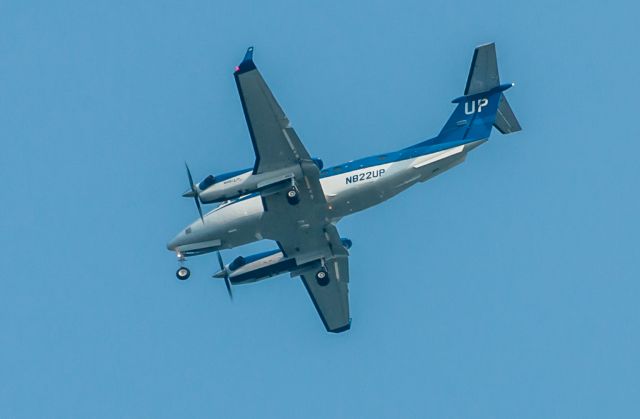 Beechcraft Super King Air 300 (N822UP)