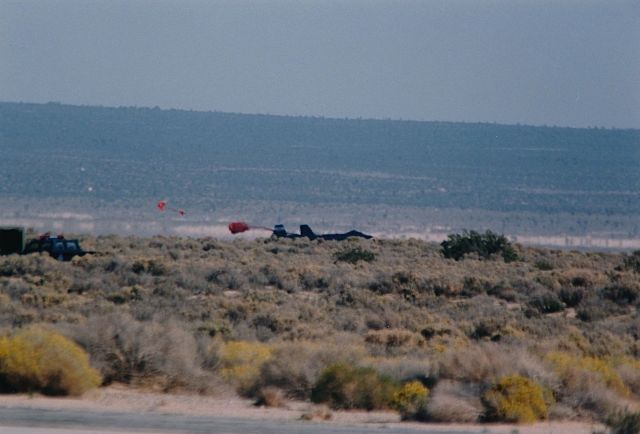 Lockheed Blackbird (NSA831) - NASA 831 landing at the USAF Edwards AFB Open house and Air Show 10-18-1997