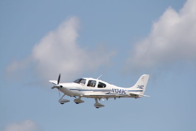 Cirrus SR-22 (N1349C)