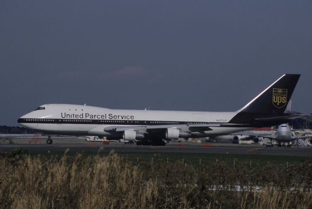 BOEING 747-100 (N677UP) - Departure at Narita Intl Airport Rwy34L on 1998/11/25