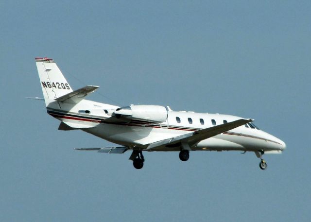 Cessna Citation Excel/XLS (N642QS) - Landing on Rwy 14 at Shreveport Regional.