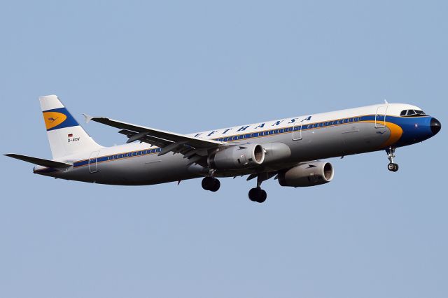 Airbus A321 (D-AIDV)