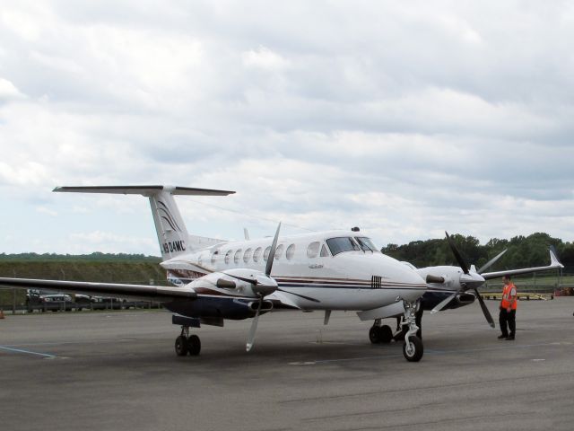 Beechcraft Super King Air 350 (N904MC)