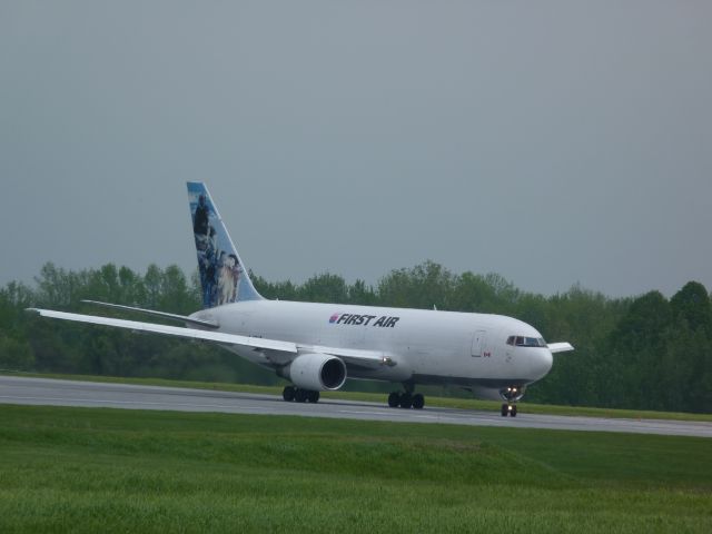 C-GKLY — - turning onto RWY# 25