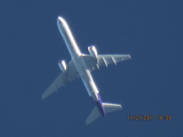 Boeing 757-200 (N782FD)