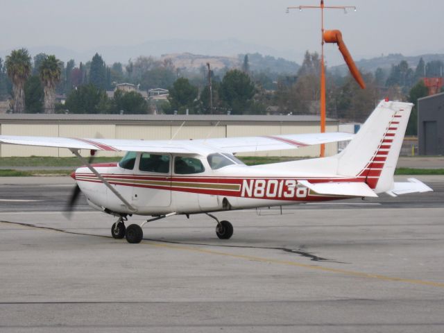 Cessna Skyhawk (N80138) - Taxiing at Fullerton