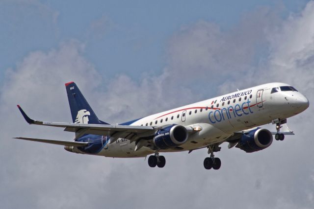 Embraer 170/175 (XA-MAC)