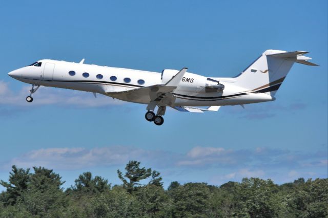 Gulfstream Aerospace Gulfstream IV (N176MG) - Gulfstream G450 (N176MG) departure from KBVY off of runway 34.