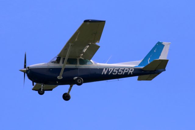 Cessna 152 (N755PR)