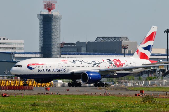 Boeing 777-200 (G-YMML) - 2015/10/26