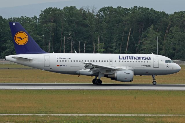 Airbus A319 (D-AILT)