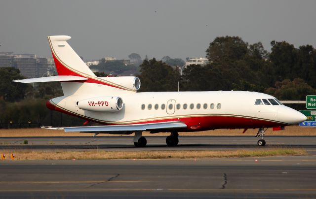 Dassault Falcon 900 (VH-PPD) - Arriving from Rwy 34L