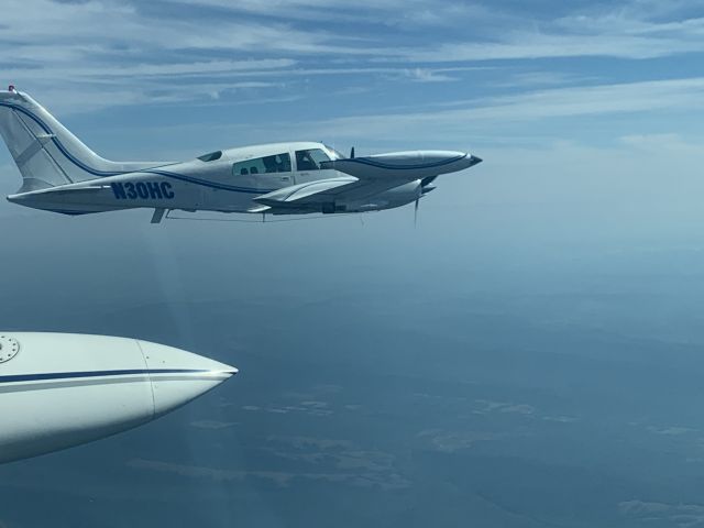 Cessna 310 (N30HC)