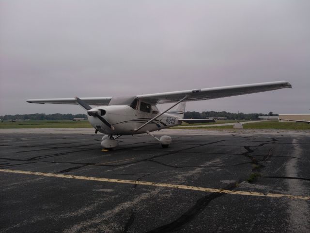 Cessna Skyhawk (N12419) - Gloomy day at SMD. G1000 172 available for rent is just calling my name