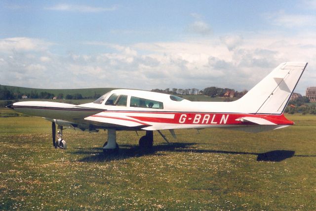 Cessna 310 (G-BALN) - Seen here in Jun-88.