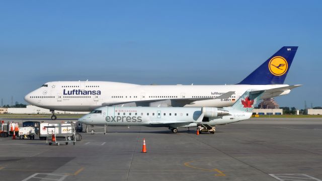 Canadair Regional Jet CRJ-200 (C-GTJA) - Jazz Air Bombardier CRJ-200ER C-GTJA Vs Boeing 747 in Toronto 