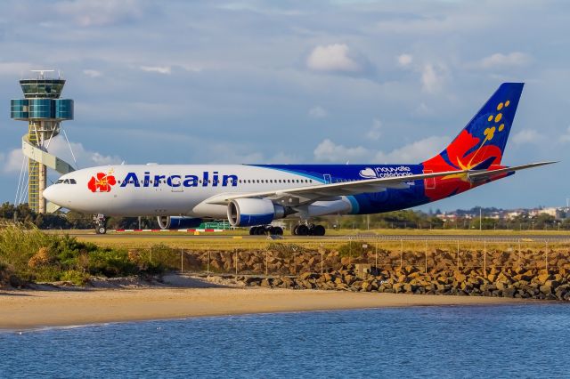 Airbus A330-200 (F-OHSD)