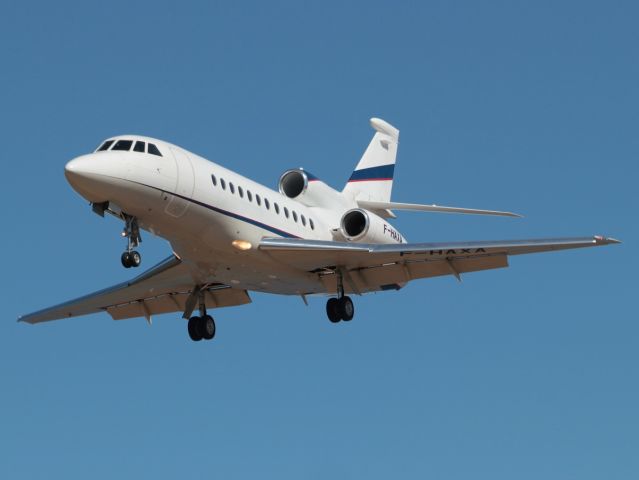 Dassault Falcon 900 (F-HAXA)