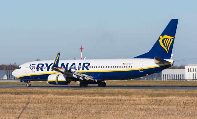 Boeing 737-800 (EI-ESV) - Spotting EPRZ/RZE