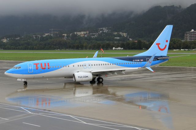 Boeing 737-800 (G-FDZW)