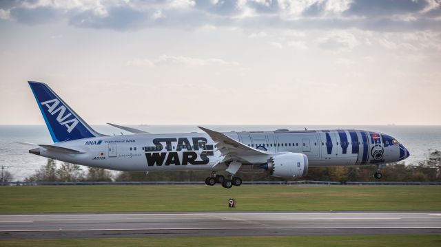 Boeing 787-9 Dreamliner (JA873A) - “R2-D2 STAR WARS” LIVERYbr /All Nippon Airways / Boeing 787-9br /October.20.2015 Hakodate Airport [HKD/RJCH] JAPAN