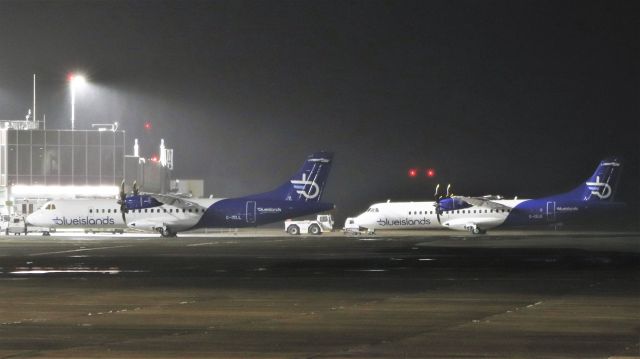 ATR ATR-72 (G-ISLL) - blue islands atr72-500 g-isll,g-islk rugby charters at shannon 14/11/20.