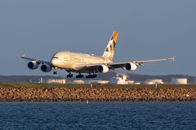 Airbus A380-800 (A6-APG) - EY454/ETD454 fr. AUH Abu Dhabi, SYD/YSSY 25/10/2018