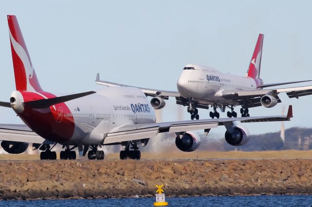 Boeing 747-400 (VH-OEE)