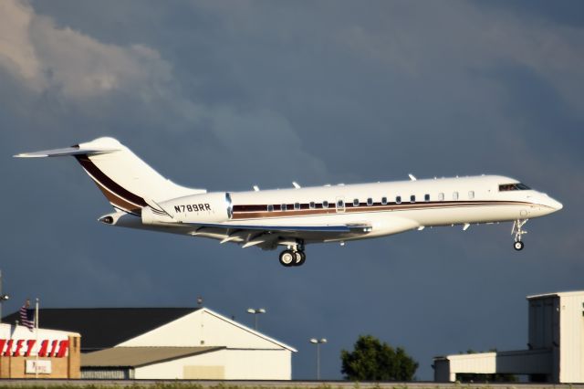 Bombardier Global Express (N789RR)